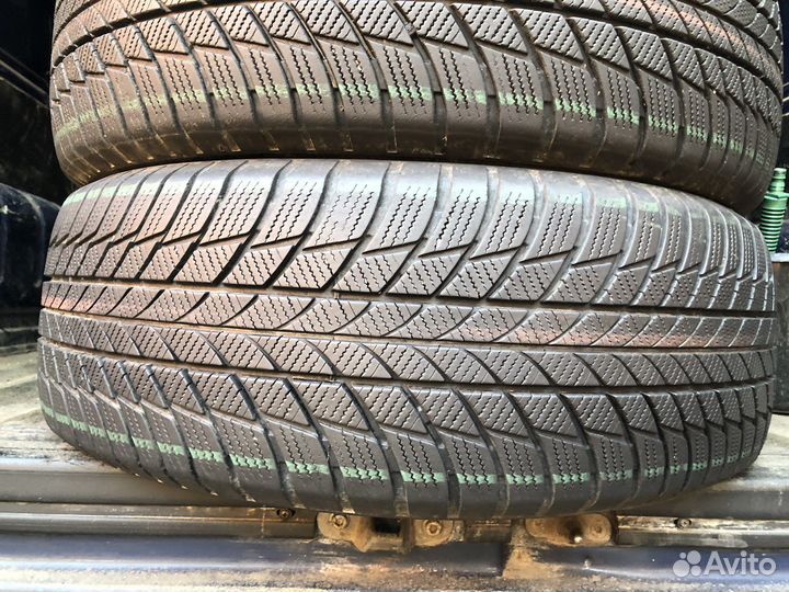 Bridgestone Blizzak LM-001 225/60 R18 104H