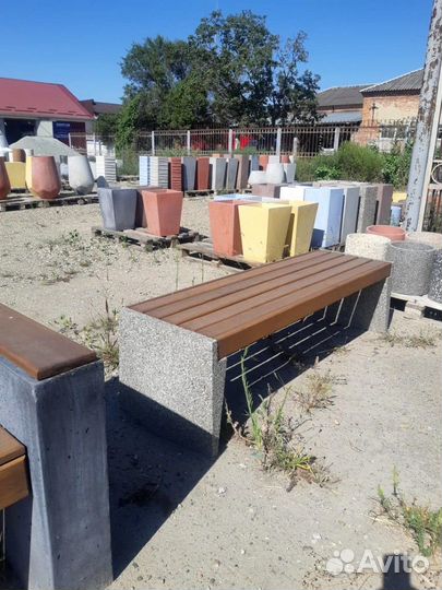 Скамейка из бетона в наличии и под заказ