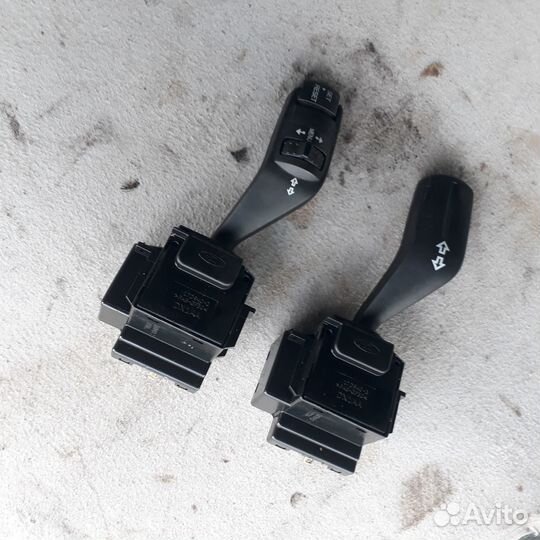 Переключатель поворотов Форд Фокус 2
