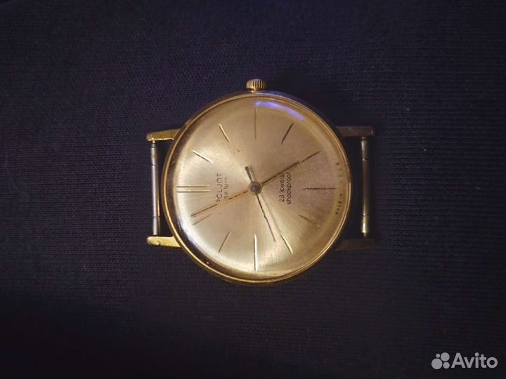 Часы позолоченные СССР 