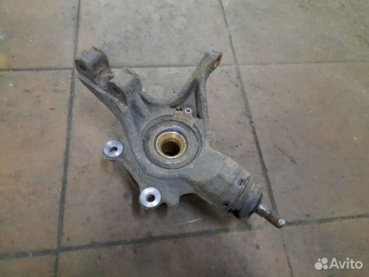 Кулак поворотный правый Пежо 308