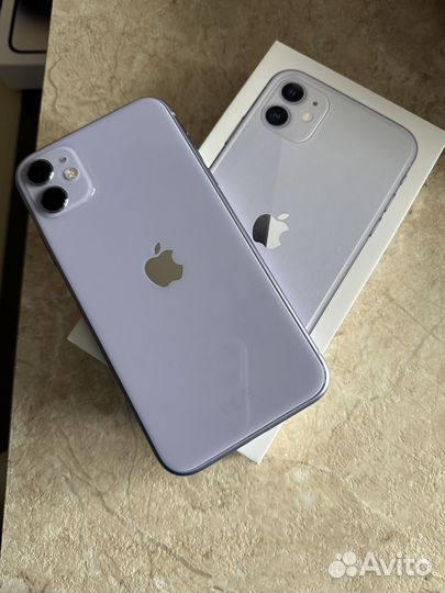 Телефон iPhone 11