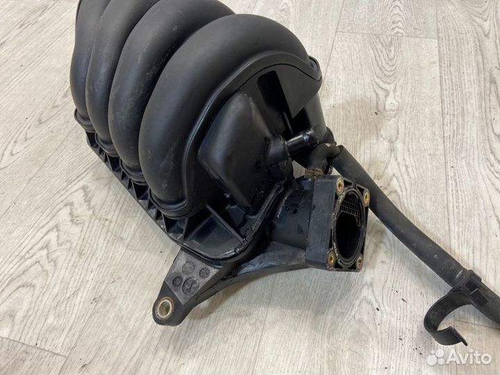 Коллектор впускной Toyota Avensis T25 1zzfe 2008