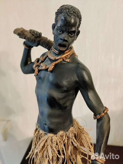 Африканские статуэтки