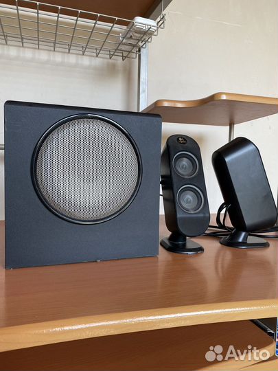 Колонки для компьютера с сабвуфером Logitech