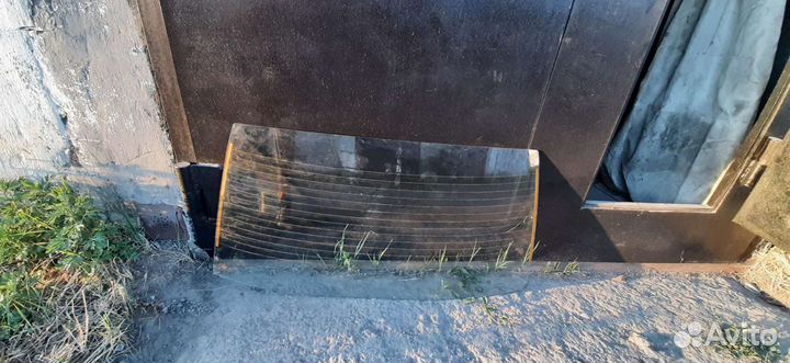 Заднее стекло BMV M850