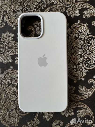 Чехлы для iPhone 12 Pro Max