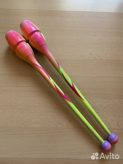 Булавы chacott 36 с аэрографией