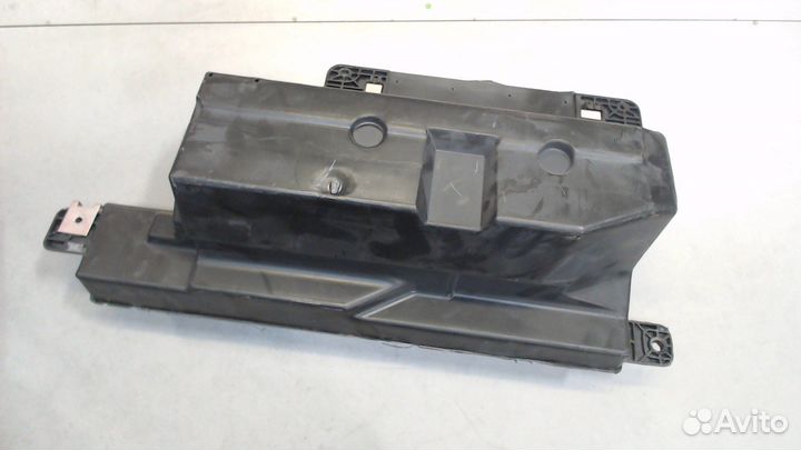 Сабвуфер Hummer H3, 2006