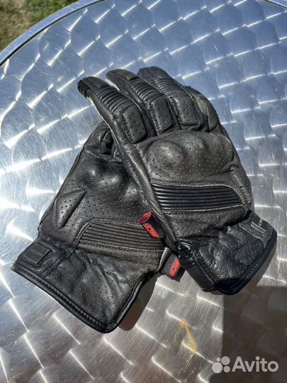 Мотоперчатки