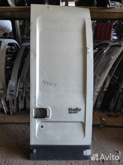 Дверь багажника правая Iveco Daily 35S11 3.0 2008