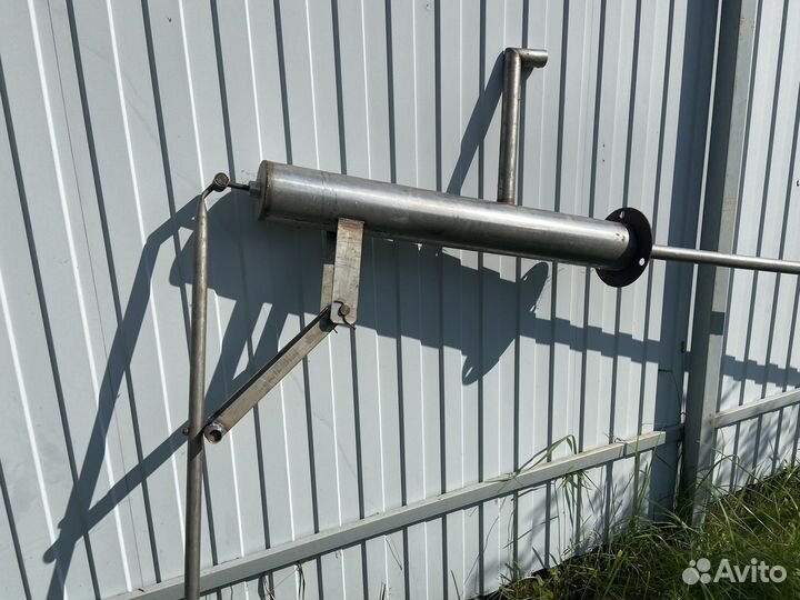 Ручной насос для скважины из нержавейки и титана