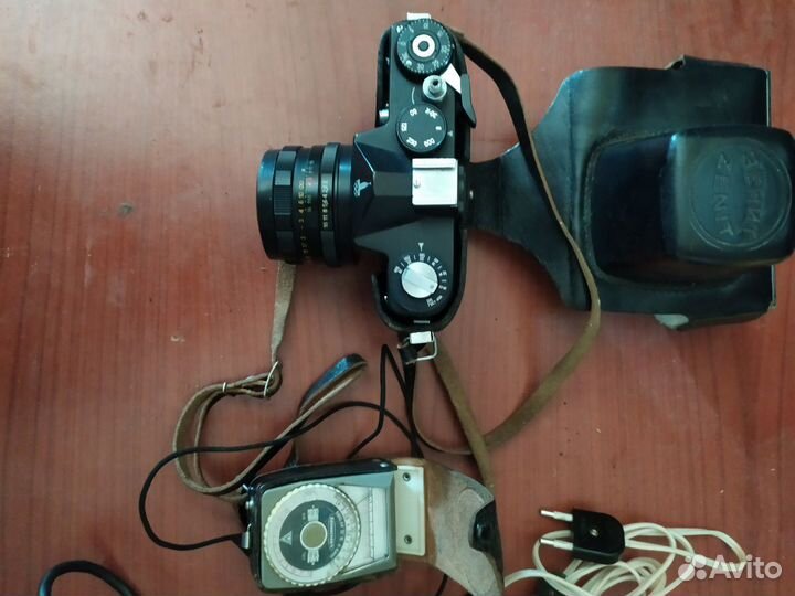 Фотоаппарат с принадлежностями