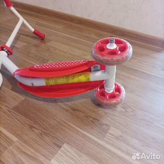 Самокат для 2-4 лет