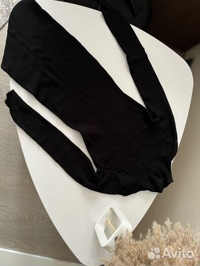 Чёрное платье