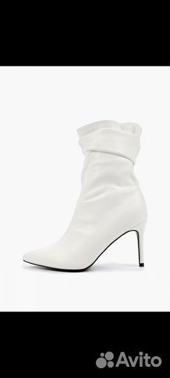 Ботильоны белые