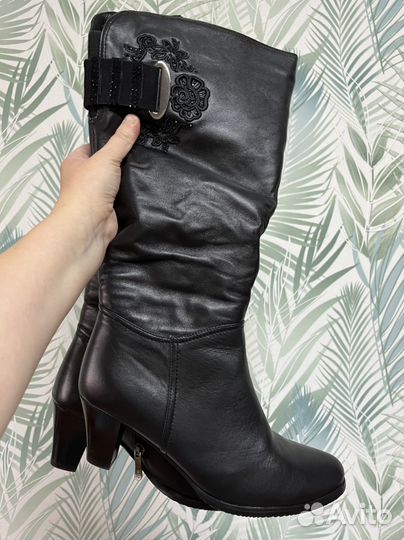 Сапоги зимние женские 39 новые