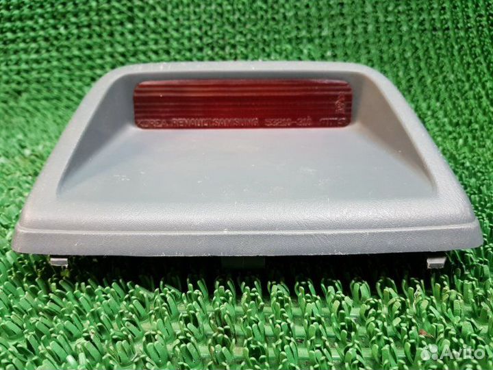 Дополнительный стоп сигнал Nissan Almera N16 N16