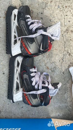 Хоккейные коньки bauer