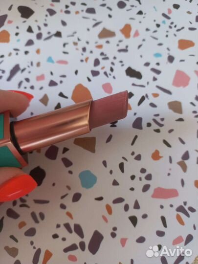 Матовая помада letigue