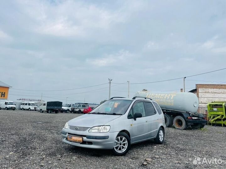 Toyota Corolla Spacio 1.6 AT, 1997, 200 000 км