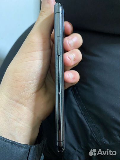 iPhone 11 Pro, 64 ГБ