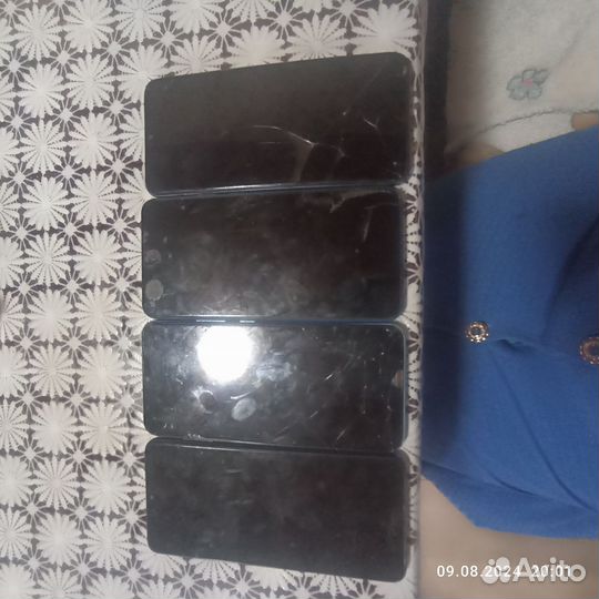 Xiaomi Redmi 8, 3/32 ГБ