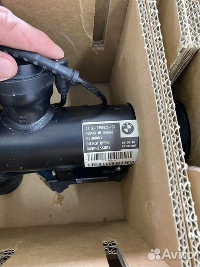 Амор.стойка задняя левая BMW 7 F01