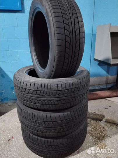 Firestone Firehawk Wide Oval 215/60 R17