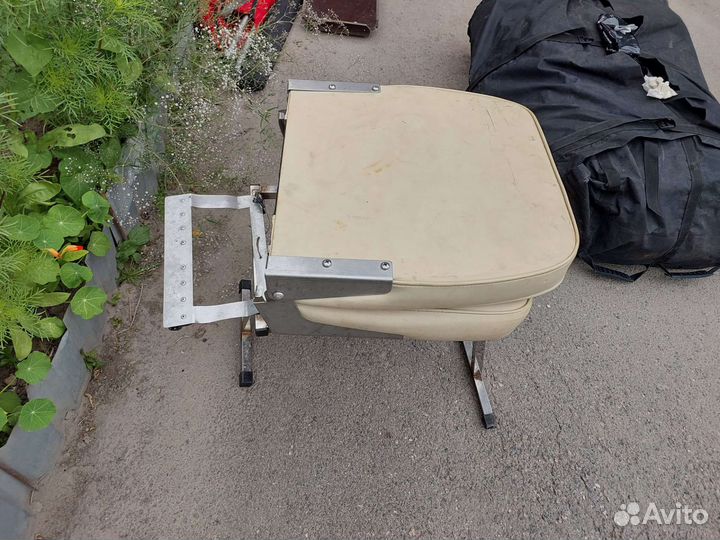 Кресло Polar bird в лодку