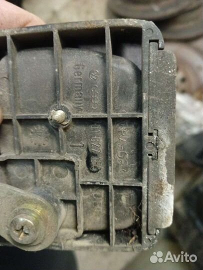 Ручки внутренние распашных дверей Transporter T4