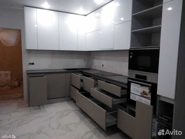 Кухонный гарнитур 