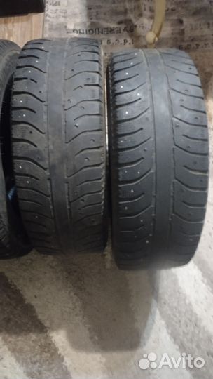 Bridgestone Ice Cruiser 7000S 205/65 R15