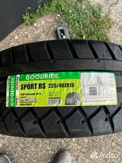 Goodride Sport RS 225/40 R18