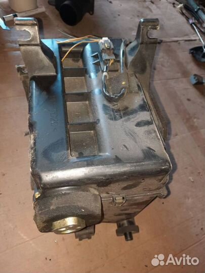 Радиатор кондиционера Volvo V40 рест. 2001