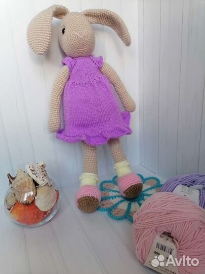 Зайцы вязаные ручной работы