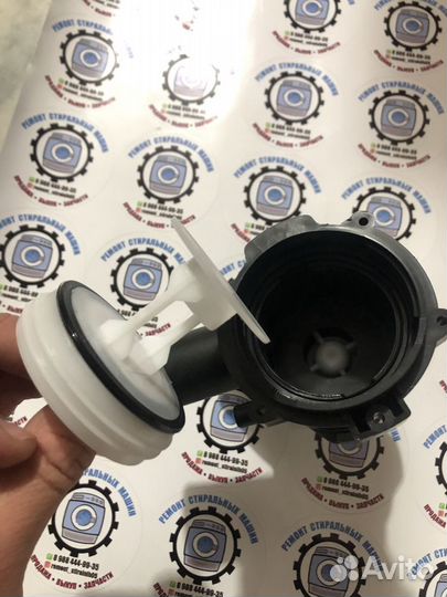 Насос (помпа) на стир. маш. bosch