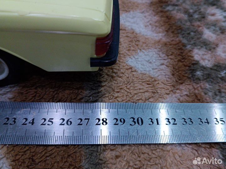 Модель машины СССР Волга газ-3102.,Горький.1/18