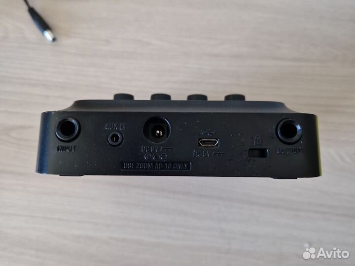 G1 Four Zoom Гитарный процессор