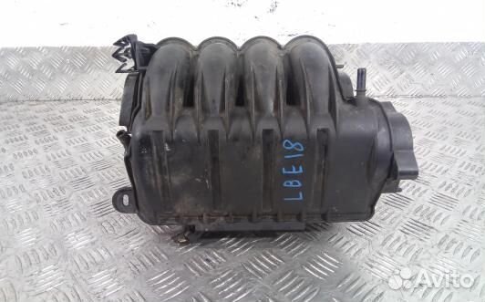 Впускной коллектор бензиновый citroen C4 1 (LBE18C