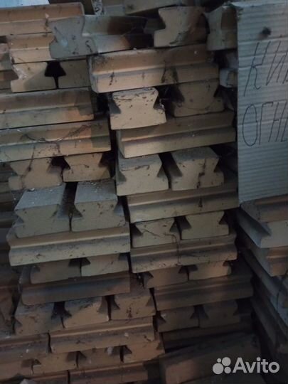 Кирпич огнеупорный, проволока,ватин