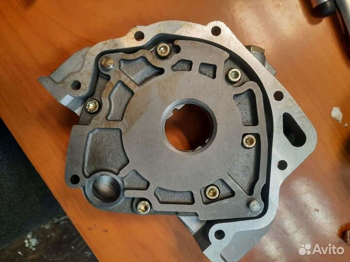 Насос масляный Luzar 2108