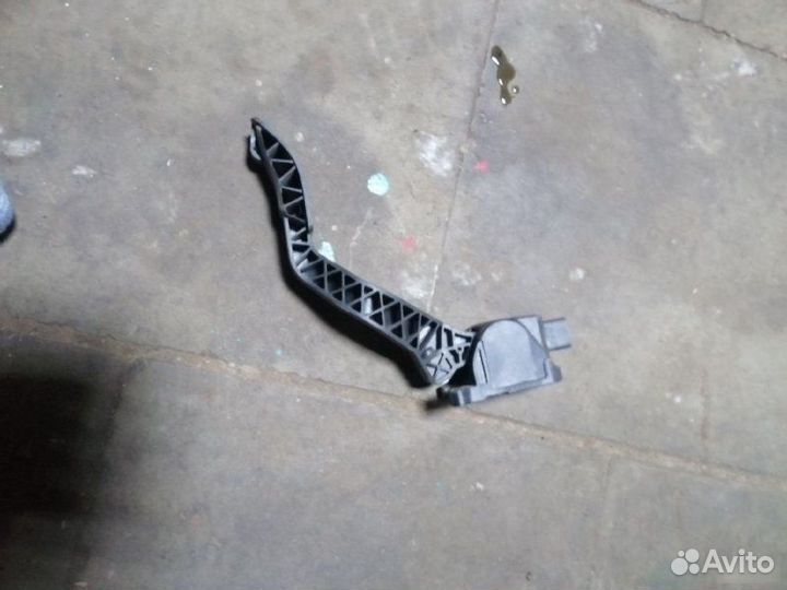 Педаль газа Citroen C4