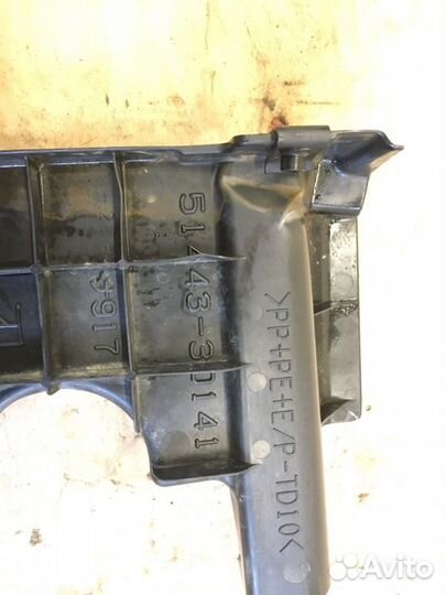 Защита двигателя правая Toyota Crown AWS210 2arfse