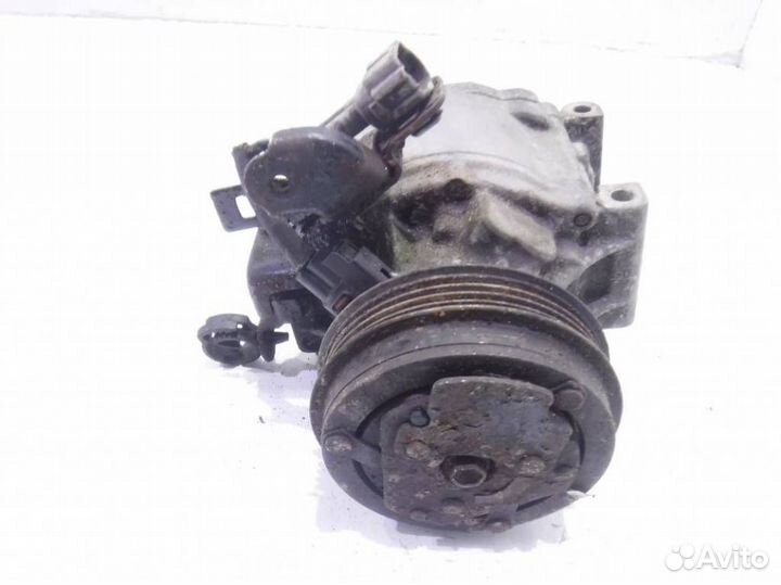 Компрессор кондиционера 73111AG000