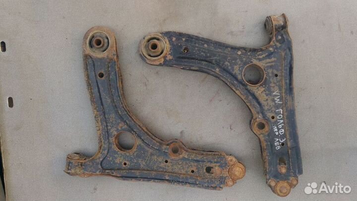 Рычаг передний нижний для VW Golf III/Vento