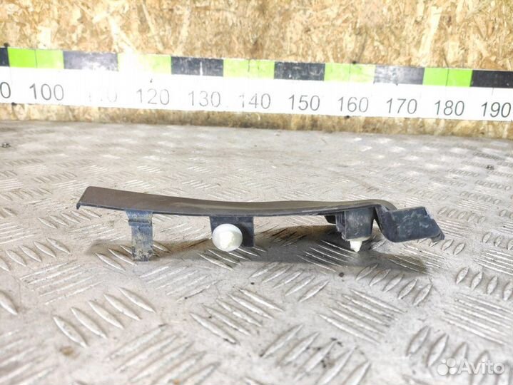 Накладка Renault Logan 2005 2014