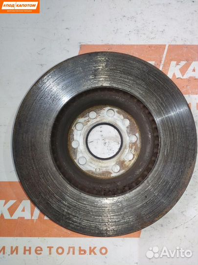 Диск тормозной передний Volkswagen Golf 5 2009