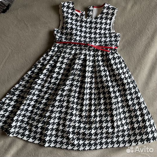 Платье для девочки р 122(6-7 лет) Mothercare
