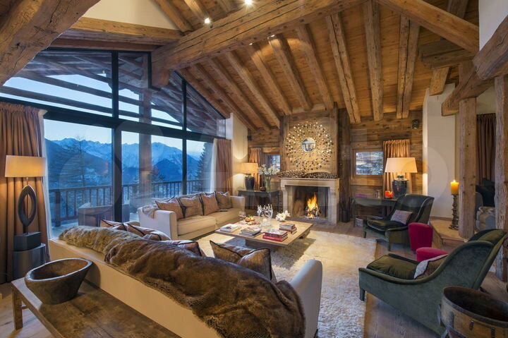 Дом 278,6 м² на участке 20,6 сот.